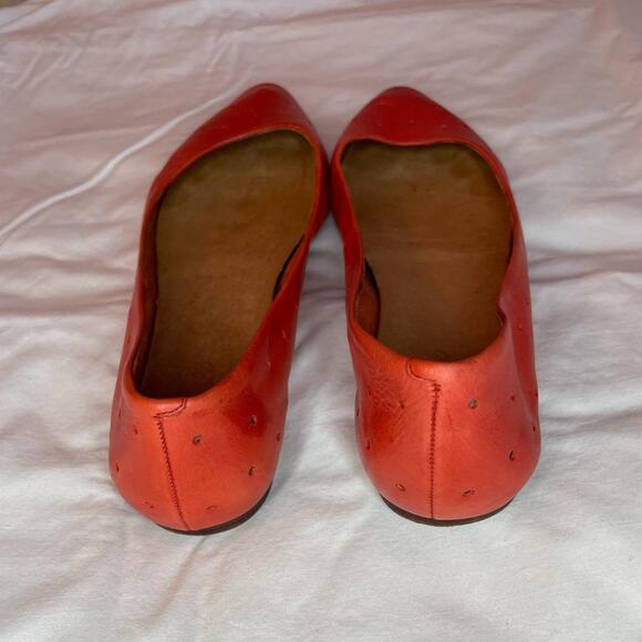 Madewell Sidewalk Skimmer Flats Red Perforated Leather Shoes Womens 8.5 - Picture 3 of 7